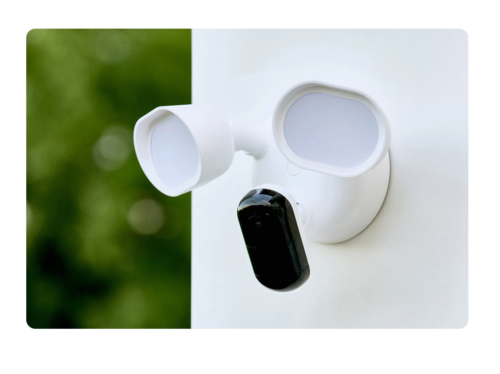 Wired Floodlight - Image 10